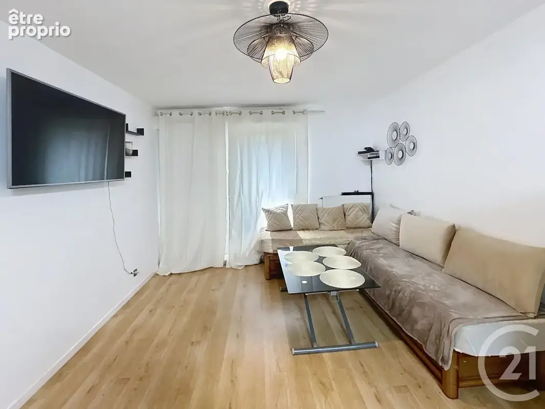Appartement à DAMMARIE-LES-LYS