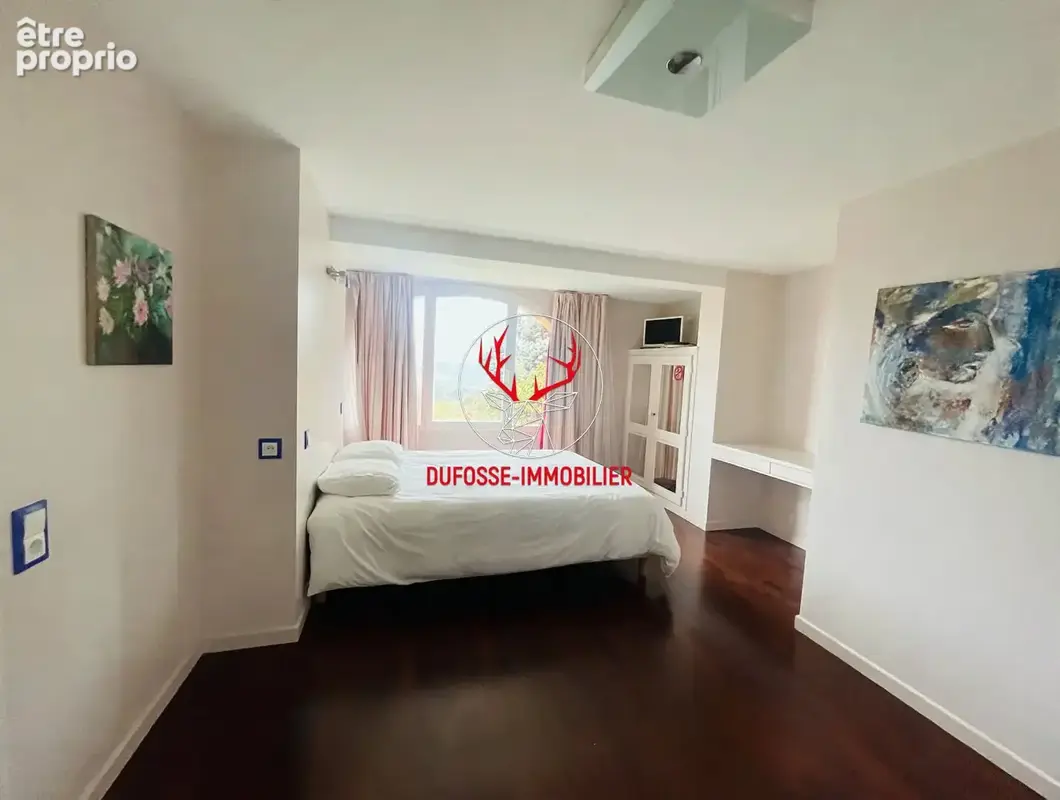 VAL D'OINGT (69620)  Belle Propriété Familiale avec Espace Indépendant 87 m² pour activité Libérale et Gîte de 62 m², sur 2 400  - photo 15