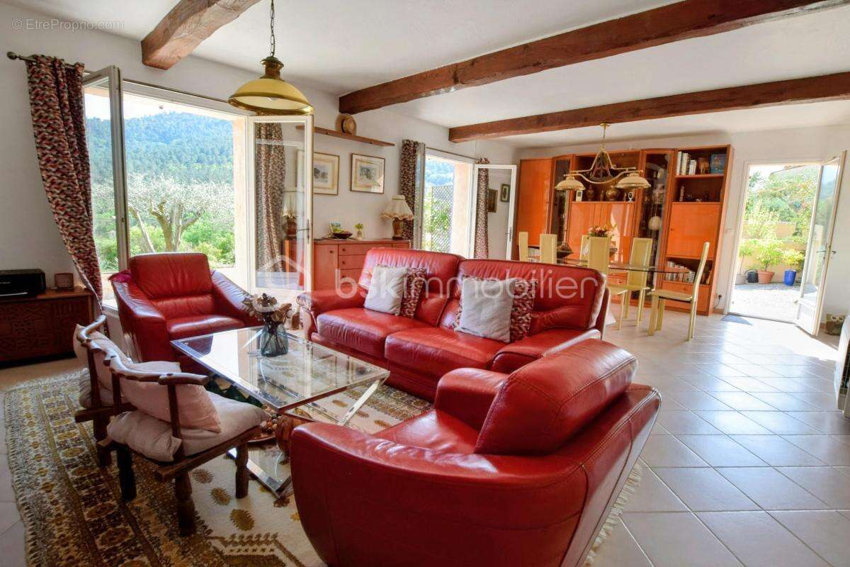 Maison à LES ADRETS-DE-L'ESTEREL