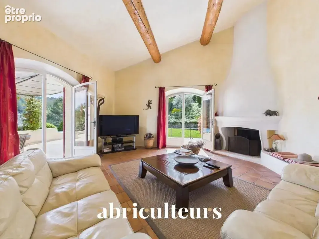 Splendide villa de 296 m² avec piscine, sauna, spa, terrain de 1,2 ha et vue exceptionnelle à Rognes (13840) - photo 9
