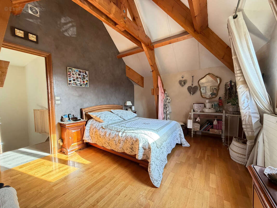 Maison à TREMBLAY-EN-FRANCE