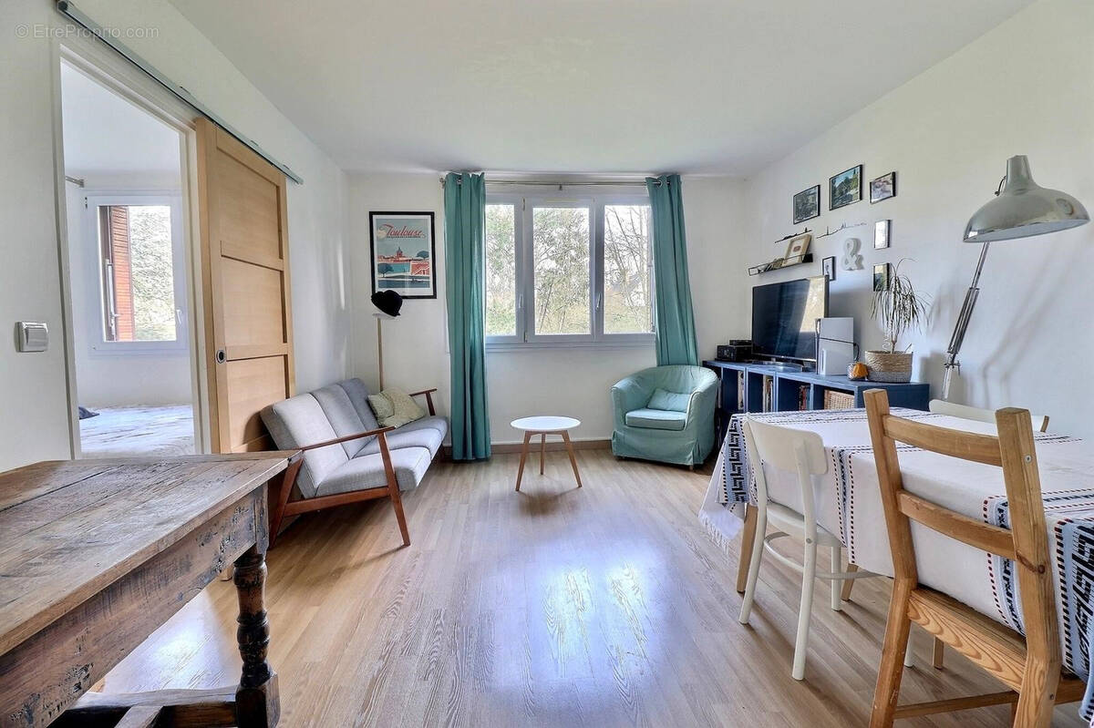 Appartement à L&#039;ETANG-LA-VILLE