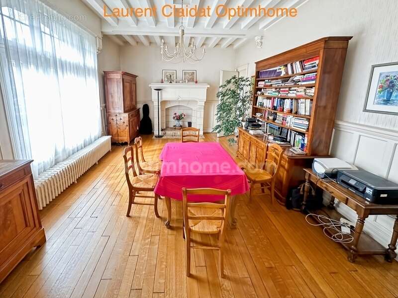 Maison à SAINT-QUENTIN