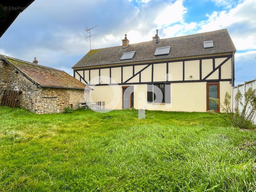 Maison à PACY-SUR-EURE