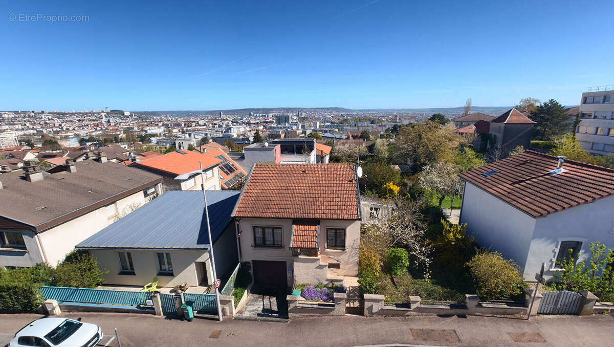 Appartement à VANDOEUVRE-LES-NANCY