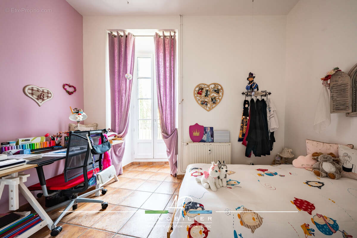 Appartement de caractère de 150 m2 de plain-pied au sein du château de Beire-le-Châtel - photo 10