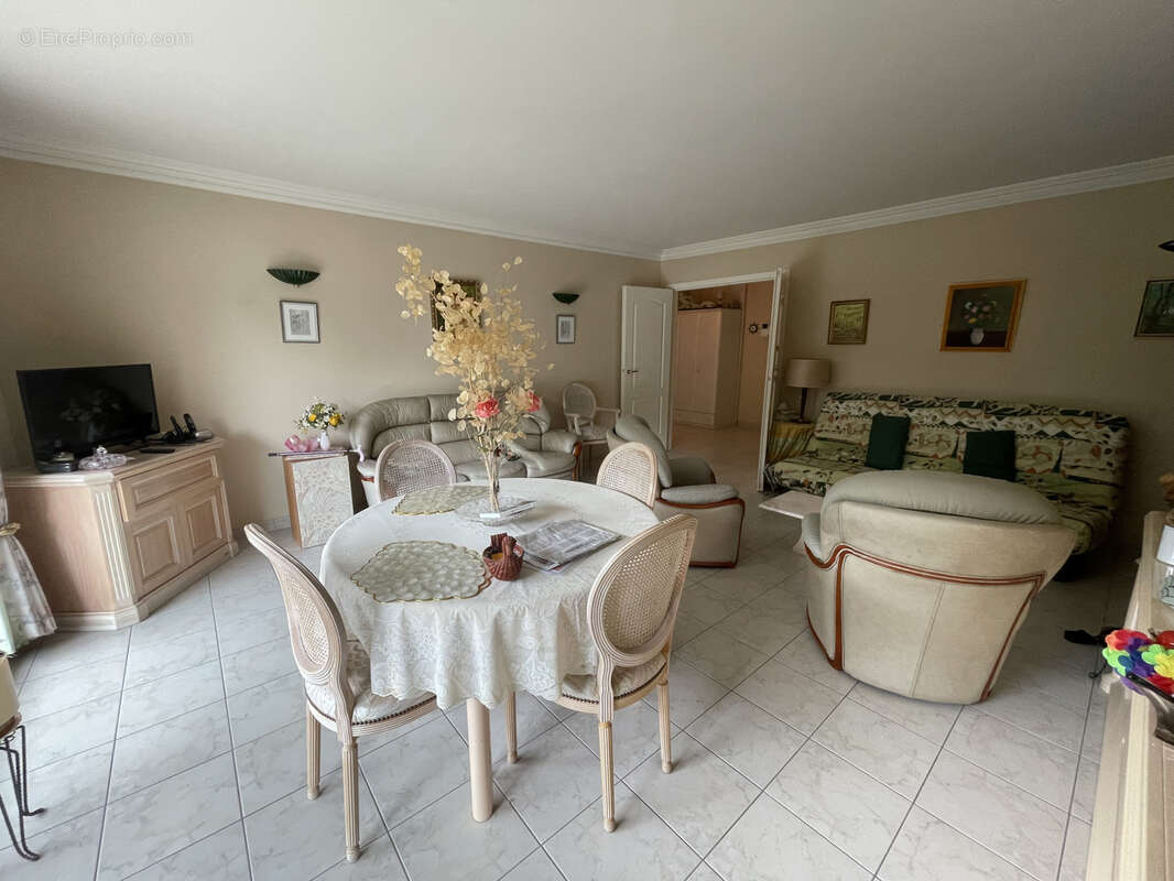 Appartement à MANTES-LA-JOLIE