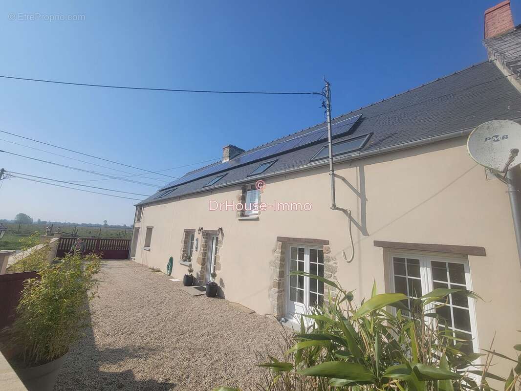 Maison à HIREL