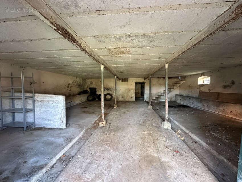 Maison à SAINT-GERVAIS-D&#039;AUVERGNE