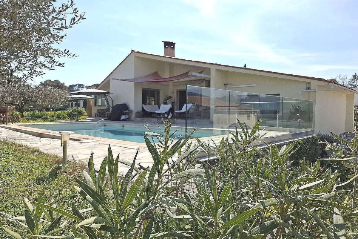 Maison à PEYMEINADE