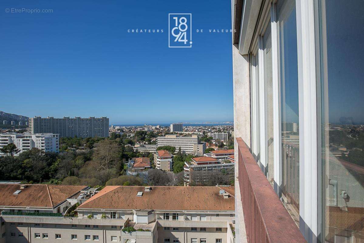Appartement à MARSEILLE-9E