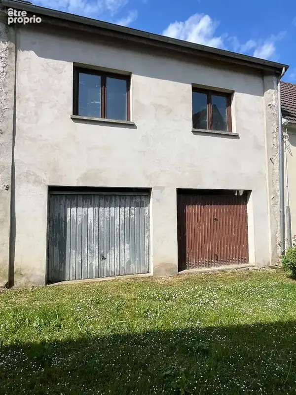 Photo Maison à Saint-Cyr-Sur-Morin au prix de 128 000€