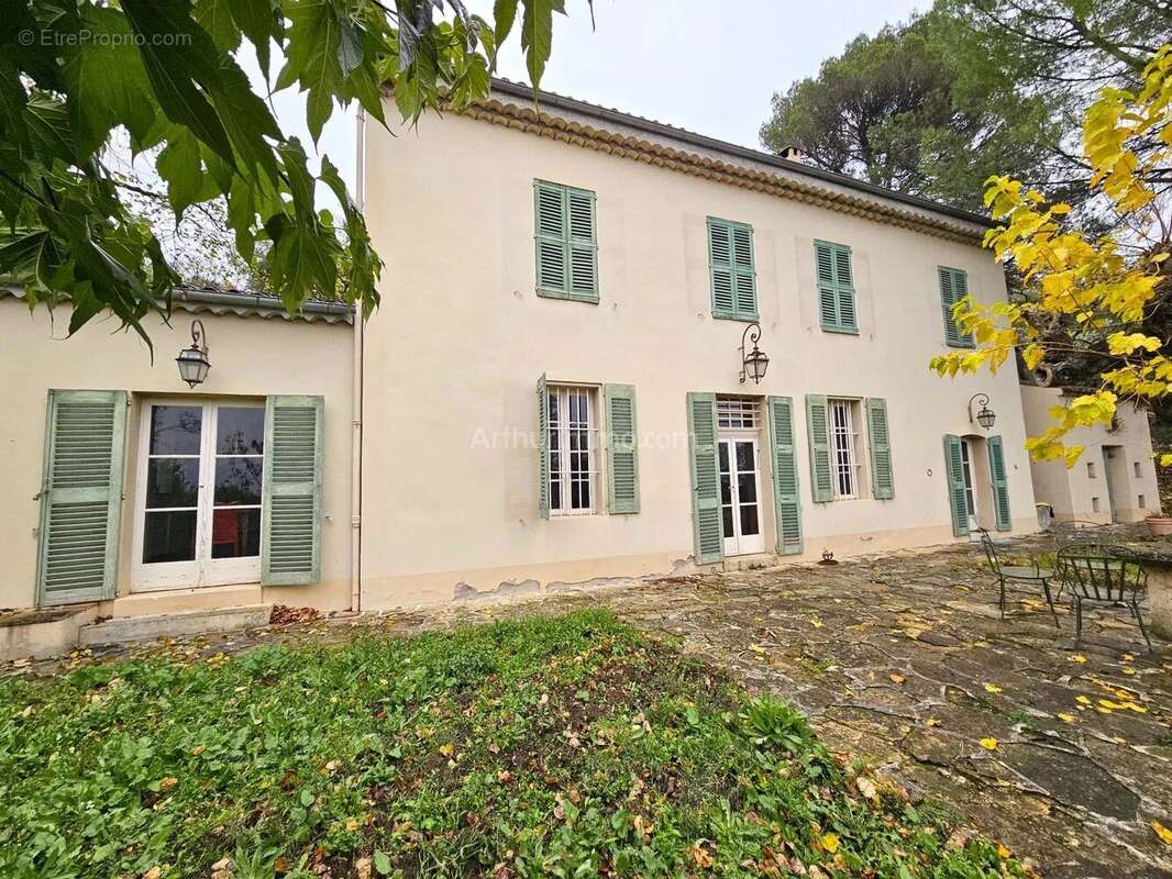 Maison à DRAGUIGNAN