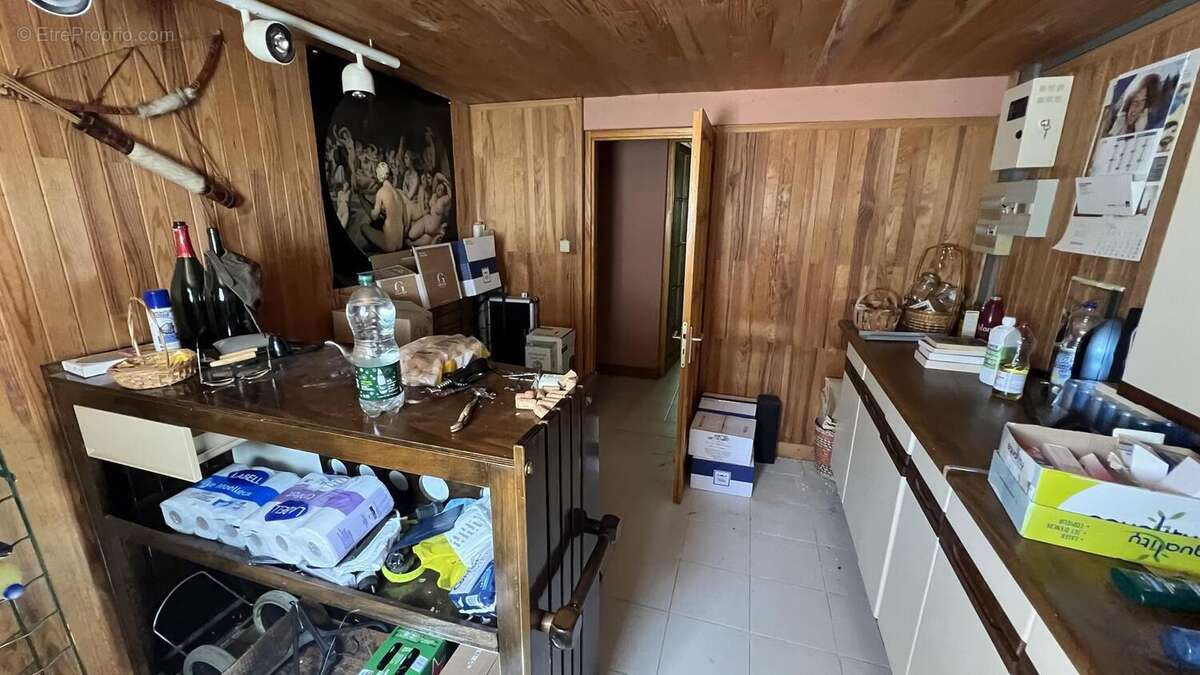 Photo 8 - Maison à LA TOUR-DE-SALVAGNY