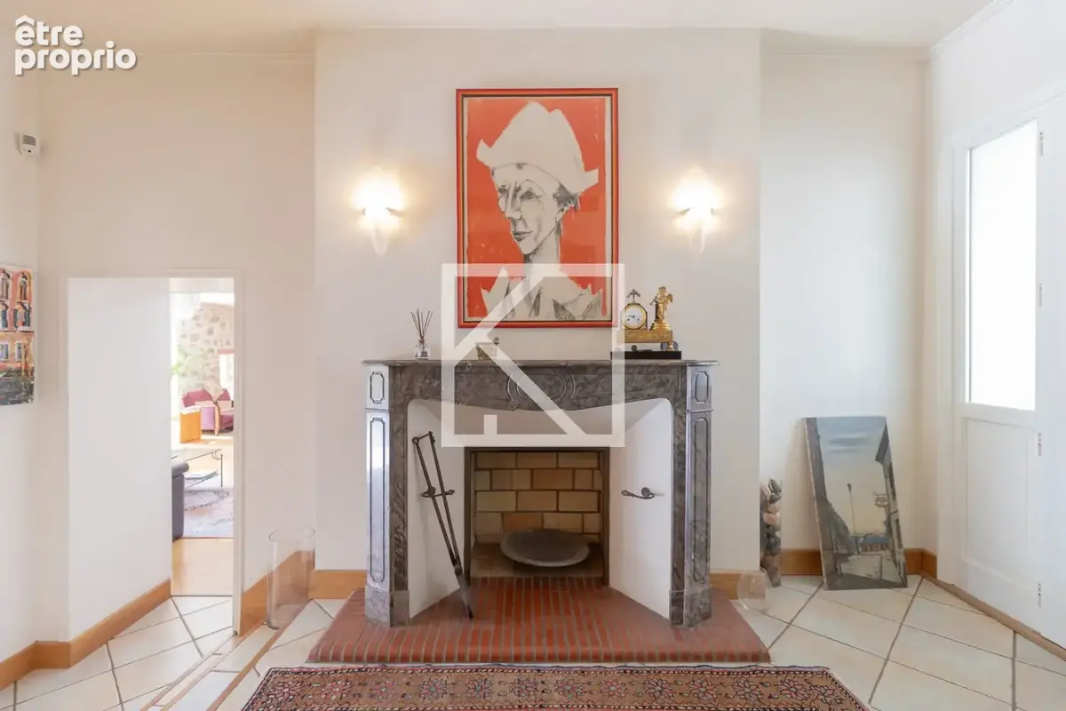 Maison 9 pièces 241 m² à vendre à Mortagne-Sur-Sevre (85290) - photo 8
