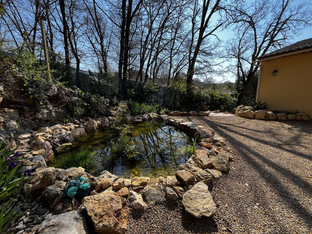 Maison à SAINT-ANTONIN-DU-VAR