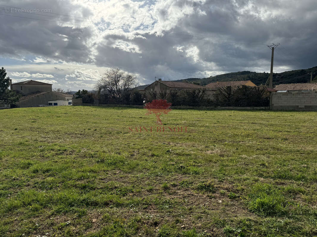 Vente terrain saint saturnin de lucian - photo 3