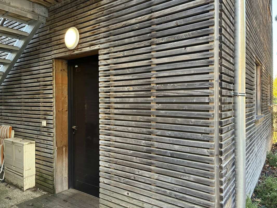 Appartement à VENELLES