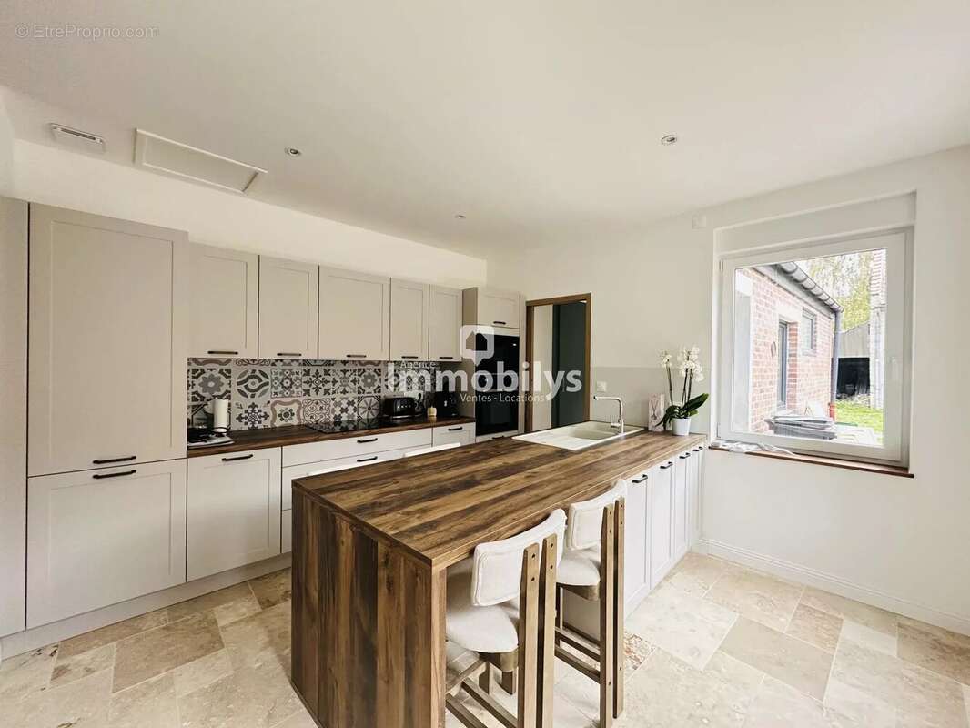 Maison à MONTIGNY-EN-OSTREVENT