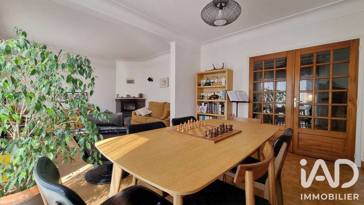 Maison 157 m² à Le Monastere  - photo 2