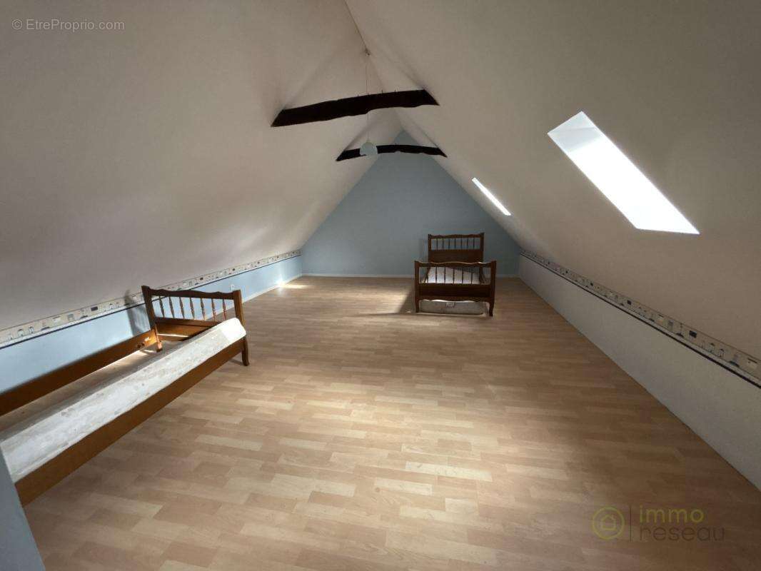 Maison 104 m² à Plehedel  - photo 11
