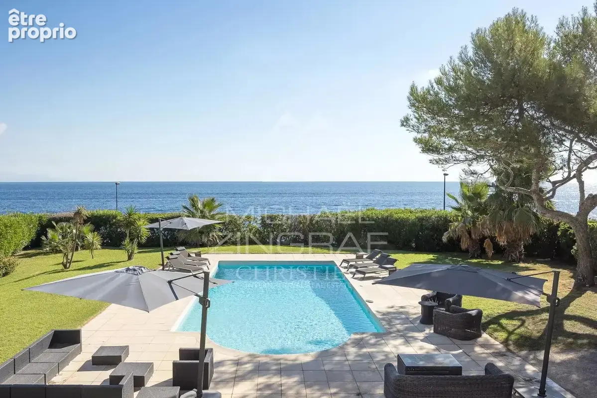 Cap d’Antibes – Villa d’exception avec vue panoramique mer et montagne - photo 8