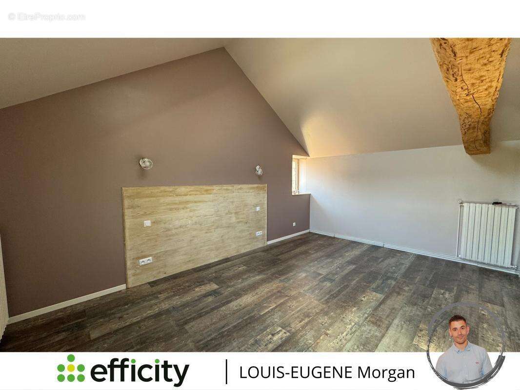 Maison à SAINT-JEAN-DE-SAUVES