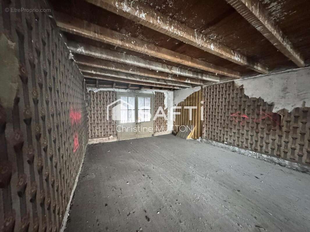 Appartement 200 m² à Culoz  - photo 9