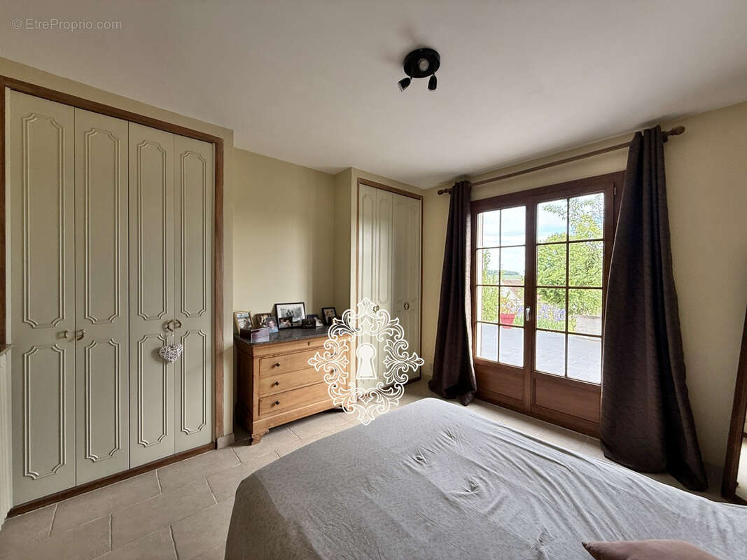 Maison à DONNEMARIE-DONTILLY
