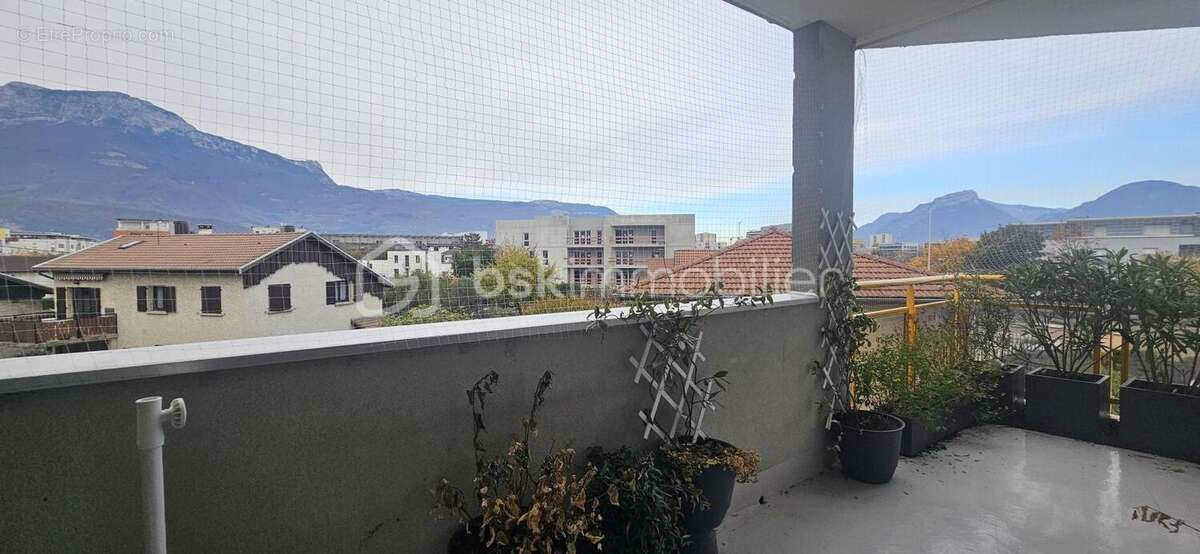 Appartement à ECHIROLLES