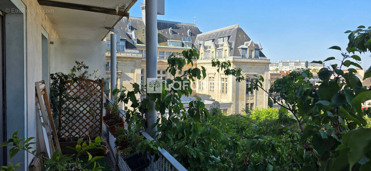 Appartement à SAINT-DENIS