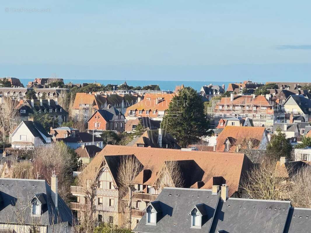Appartement à DEAUVILLE