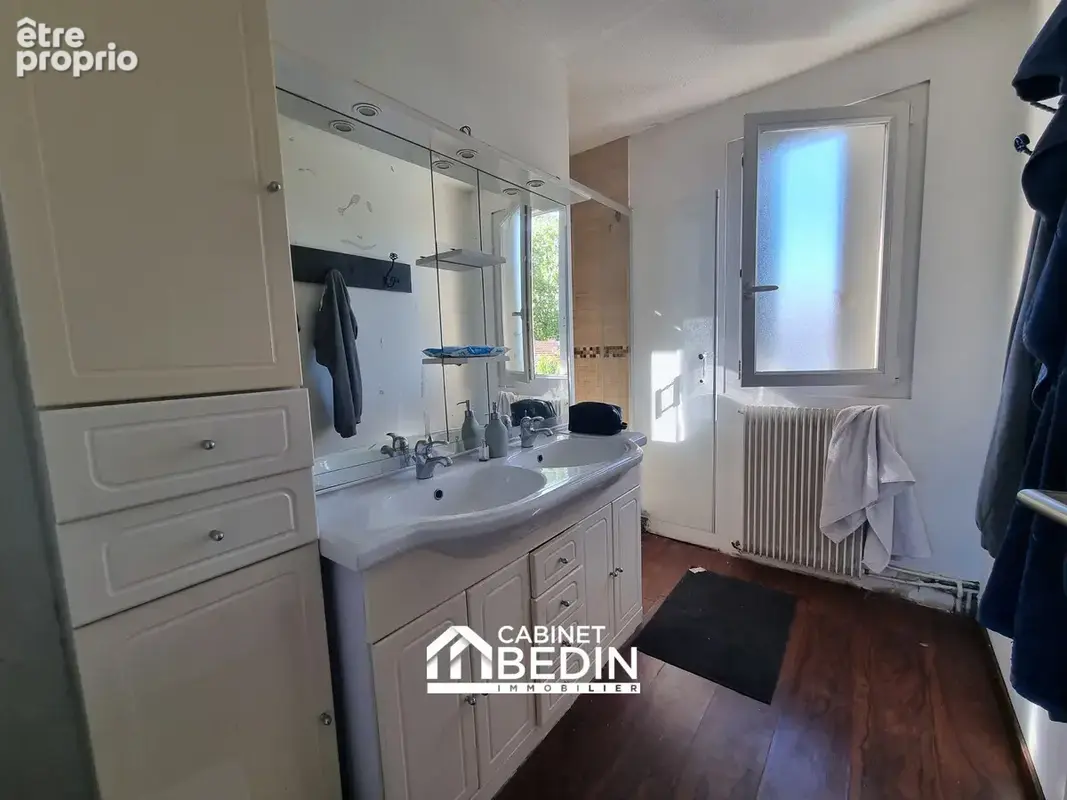 Maison 5 pièces 90 m² à vendre à Les Artigues-De-Lussac (33570) - photo 3