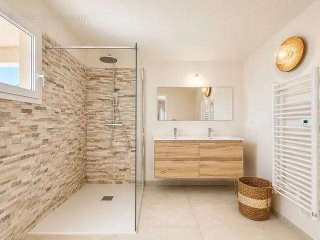 -Superbe villa avec vue Mer à Porto-Vecchio ! - photo 17