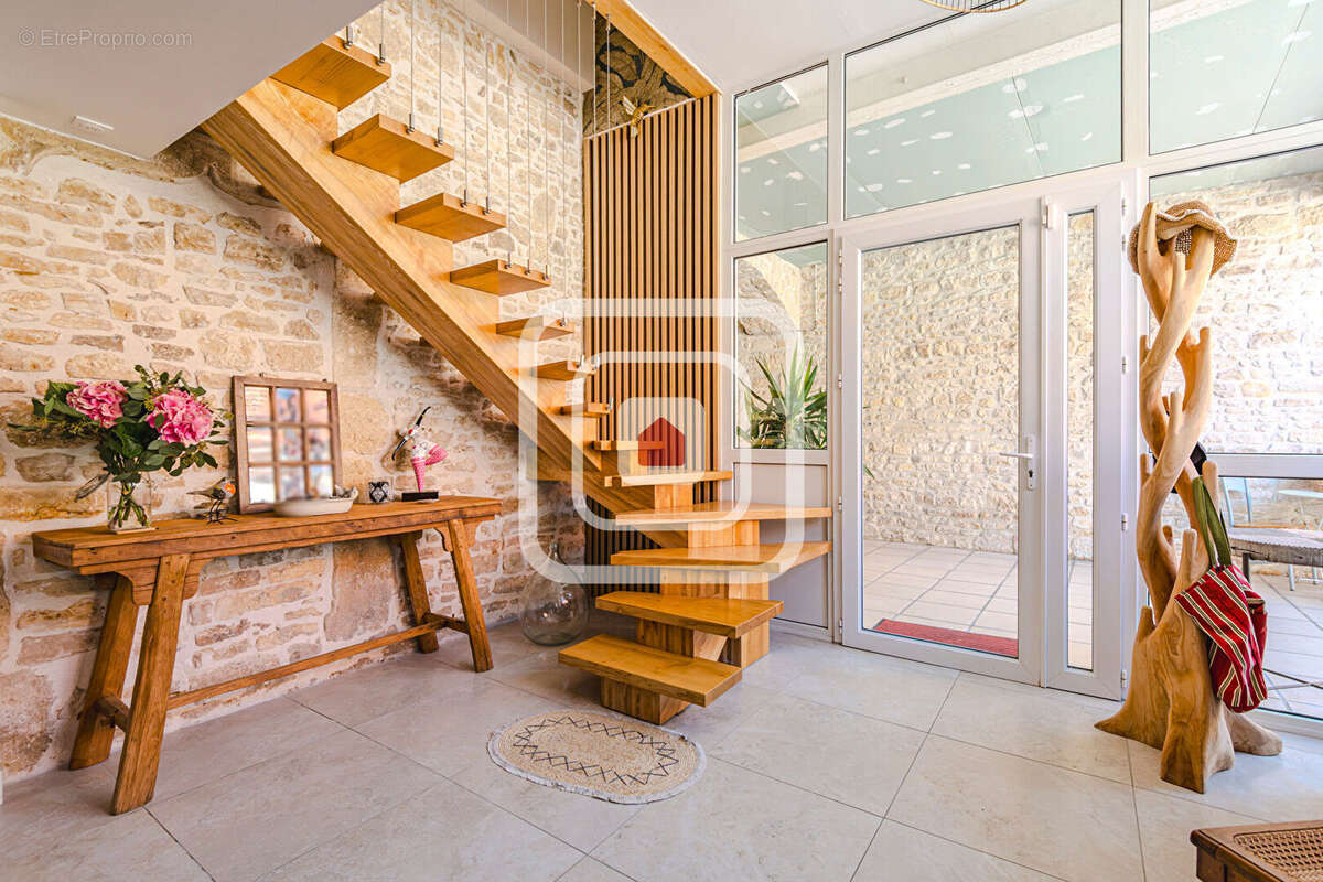 Exclusivite maison bourgeoise de caractere centre hermonville avec dependances et chartil - photo 9