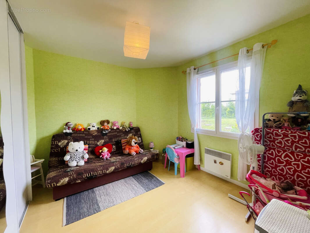 Maison à SAINT-DENIS-DE-PILE