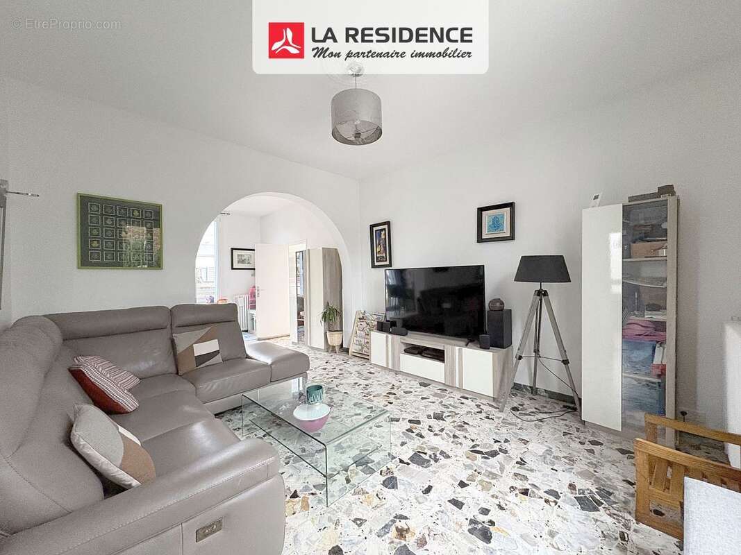 Maison à MONTIGNY-LES-CORMEILLES