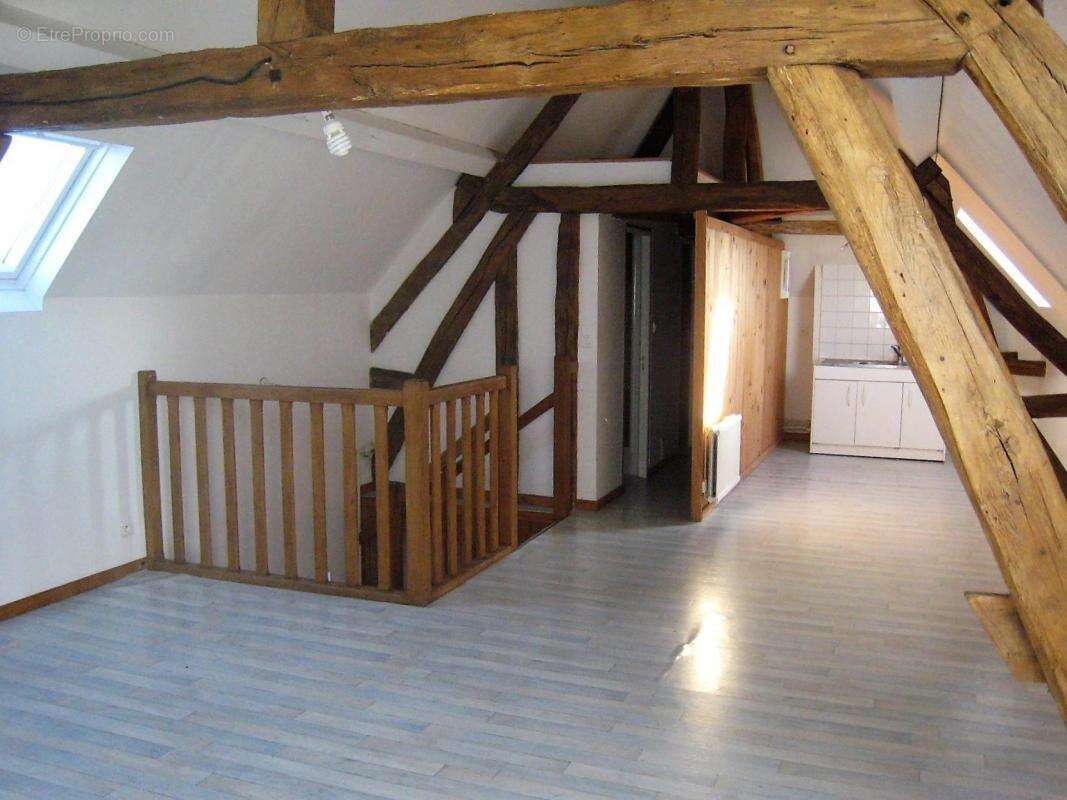 Appartement à AIX-EN-OTHE