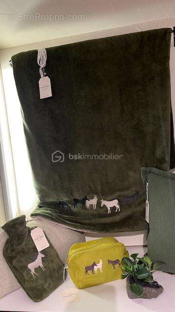 Commerce à PERIGUEUX