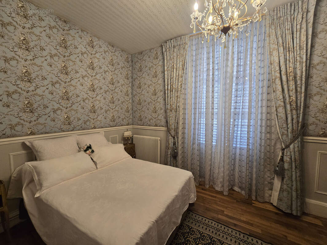 Appartement 4 pièces 110 m² à vendre à Vichy (03200) - photo 12