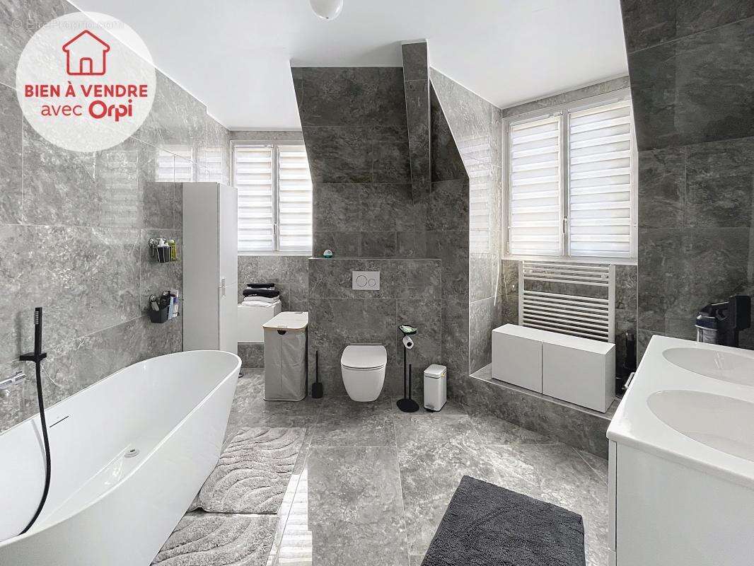 Appartement à MANTES-LA-JOLIE