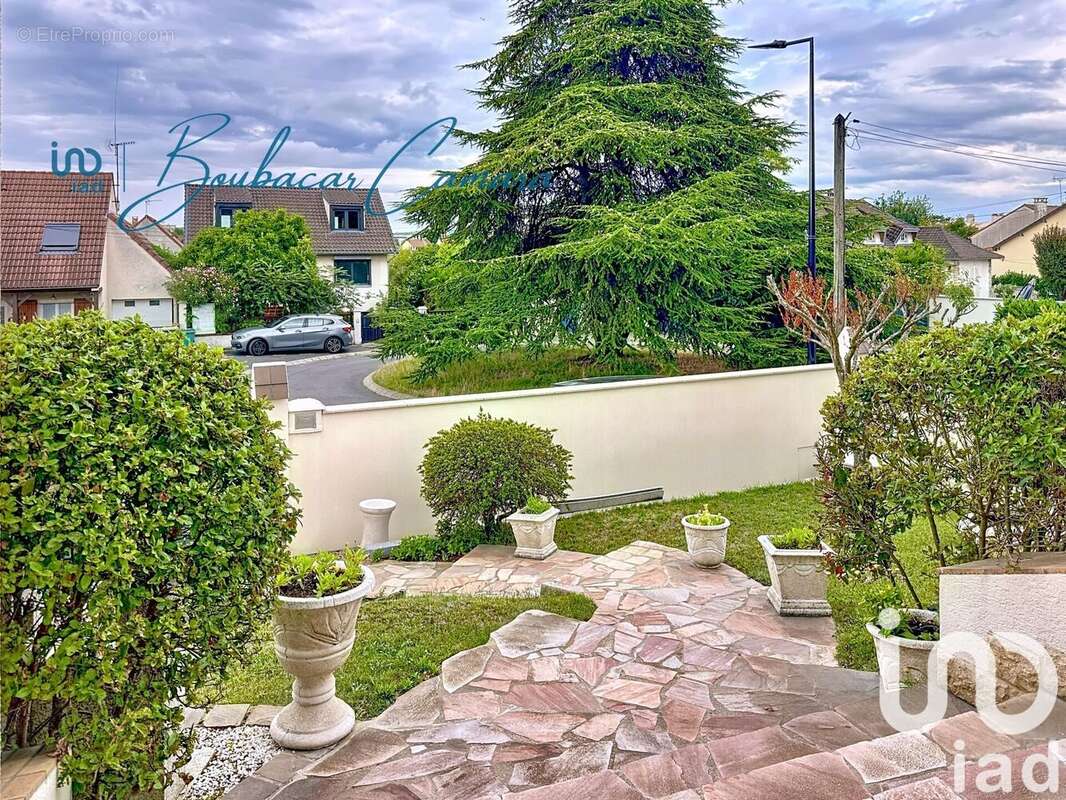 Photo 2 - Maison à SARTROUVILLE