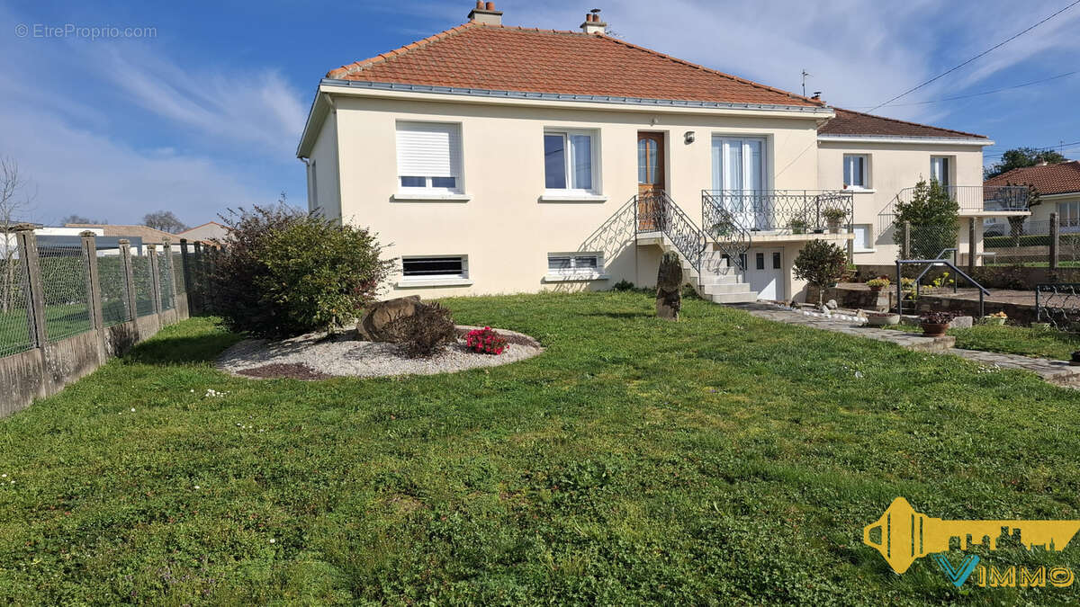 Maison à SAINTE-PAZANNE