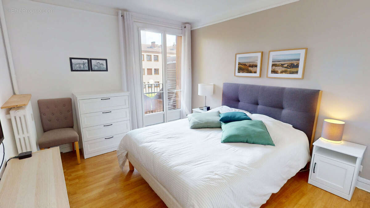 Appartement à THORIGNY-SUR-MARNE