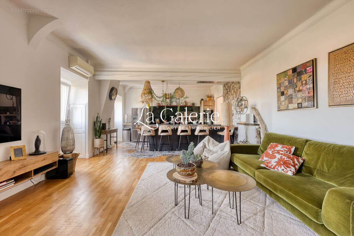 Appartement à HYERES