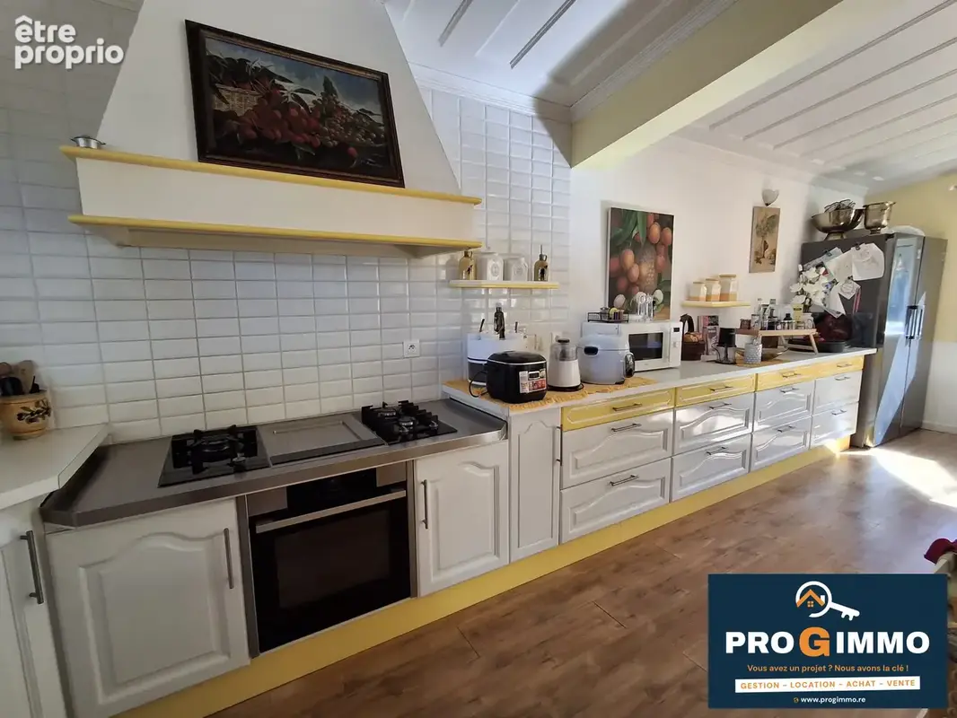 Maison 6 pièces 359 m² à vendre à Le Tampon (97430) - photo 3