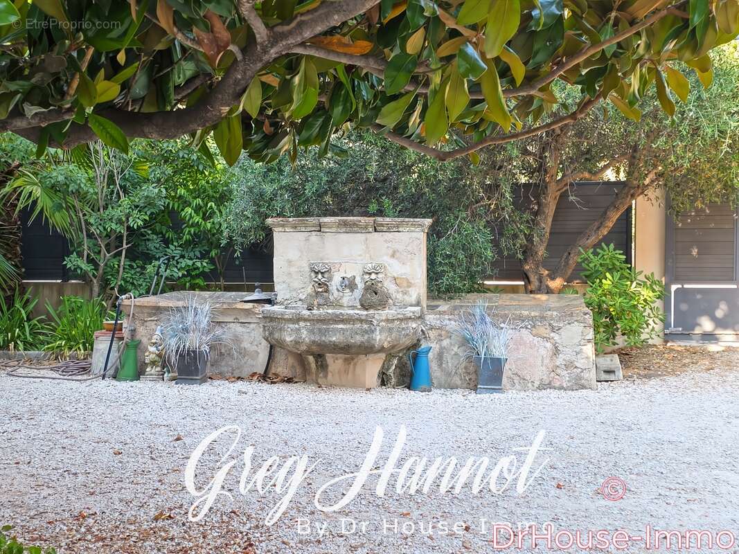 Terrain à LA VALETTE-DU-VAR