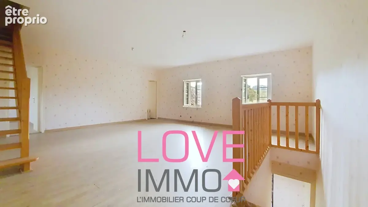 Maison avec de nombreuses dépendances et 18000 m2 de parcelle - photo 5
