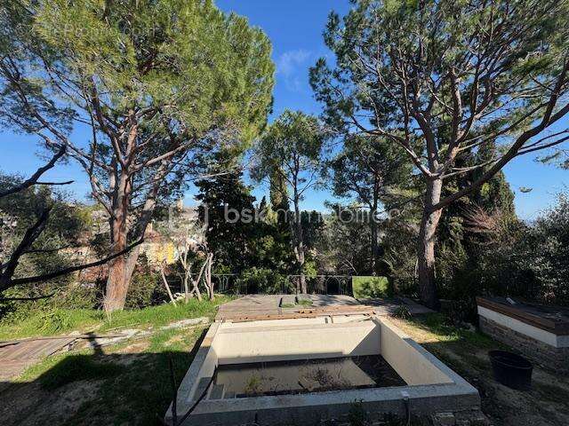 Maison à TOURRETTES