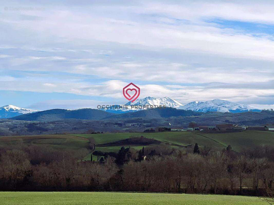 Longère avec dépendances et vue Pyrénées - photo 2